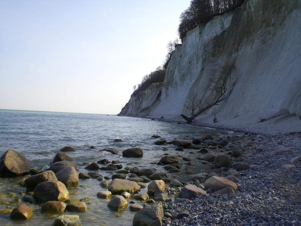 Ferienwohnung In Sassnitz Ruegen Naehe Weltnaturerbe Kreidekueste Екстериор снимка